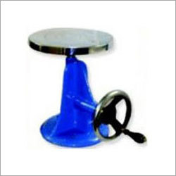 Hand Operated Flow Table