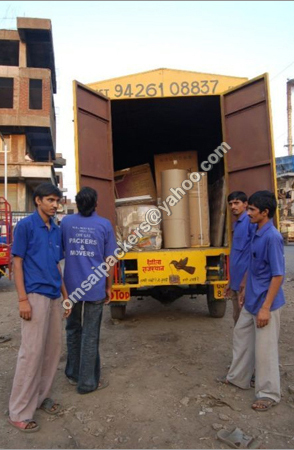 Goods Packing Moving Services
