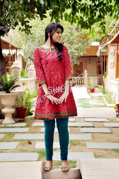 Trendy Cotton Kurta - Cotton, Standard Size, Printed Red Design | Light in Weight, Quick Dry, Soft Texture, Easy to Wash