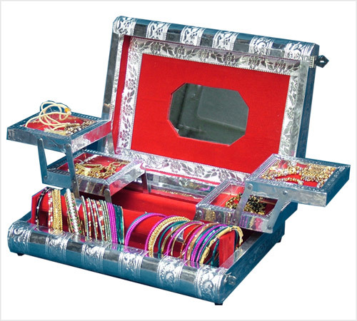 OXODISE JEWELLERY BOX