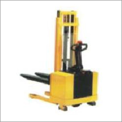 Hydraulic Battery Operated Stacker