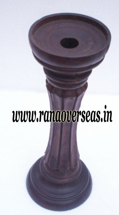 Wooden Pillar Candle Stand in Dalbergia sisoo Wood