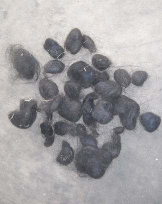 Women Human Hair Ball - Natural Indian Human Hair, Black, Fallen Comb Waste, Irregular Shape