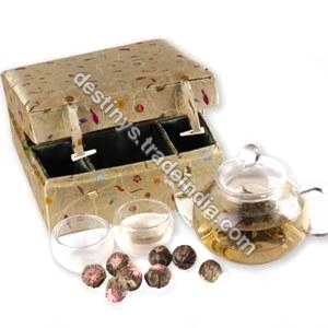 WHITE TEA 