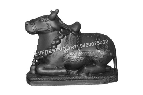 Marbal Nandi Statue