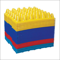 Commercial Egg Tray - Plastic, 12 x 18 x 3 Inches, Yellow | 30 Egg Capacity, Durable, Stackable, Easy Cleaning, Space Saving, Ventilation, Reusable