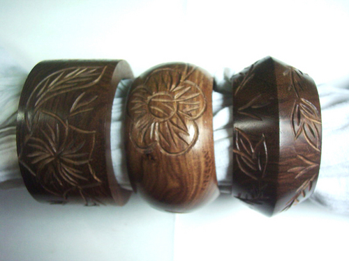 wooden carving bangles