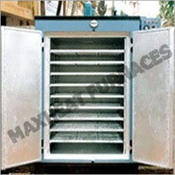 Tray Dryer Oven
