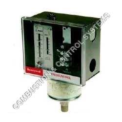 Honeywell Pressuretrol Controllers L91B Dimension(L*W*H): 126 X 114 X 70 Millimeter (Mm)