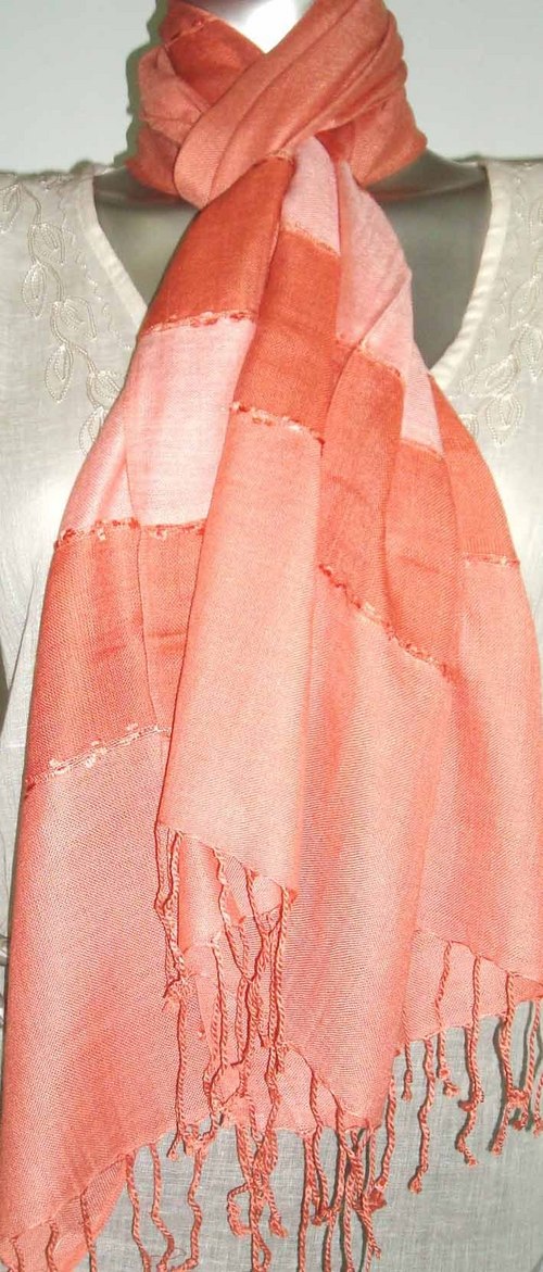 Stole with broad stripes and fringes