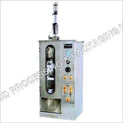 Edible Oil Pouch Packing Machine