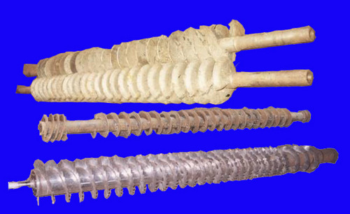 BREAKING AND MIXING SCREW