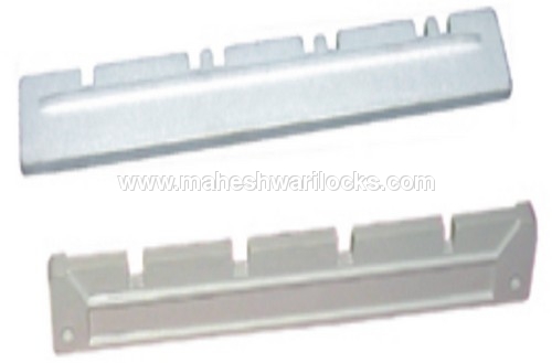 Tripal Pole & Neutral Bus Bar Support