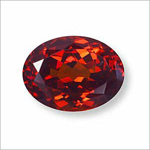 Malaia Orange Red - Malaia Garnet Oval, Brilliant Cut, Orange Red | Brilliant Shine, Fine Finishing, Lucrative Design