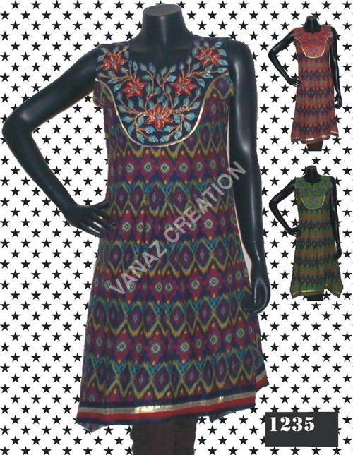 Girls Designing Printed Kurti
