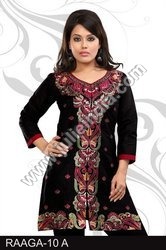 Women Embroidered Kurta