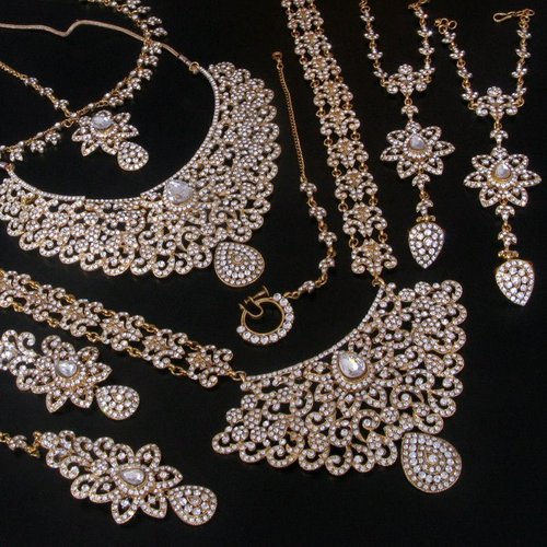bridal jewellery