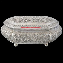 White Metal Dry Fruit Boxes