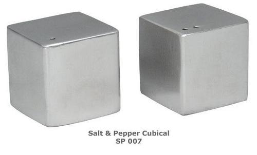 Salt & Pepper Cubical