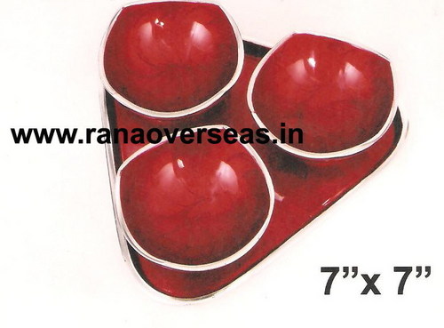 Red Aluminium Bowl Gift Set Of 3 Bowl With Tray