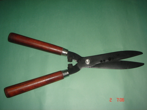 Hedge Shear Wooden