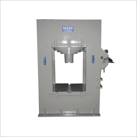 HYDRAULIC CAST IRON MOULD BREAKING PRESS