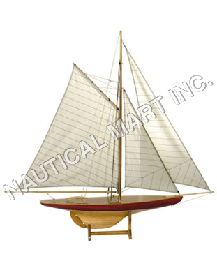 NAUTICAL SAIL MODEL DEFENDER, 1895
