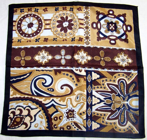 SQUARE SCARF