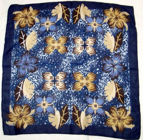 SQUARE SCARF