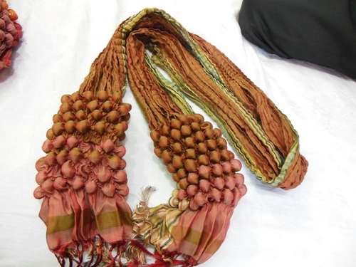 Poly silk grapes permanent