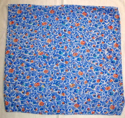 SQUARE SCARF