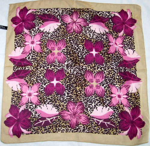 SQUARE SCARF