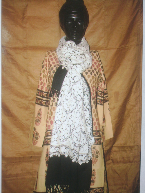 Wollen Embroidery Jama All Over 28x80