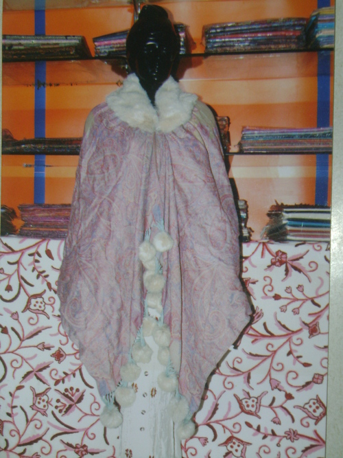 Wollen Jamawar With Fox Culer & Balls 28x80