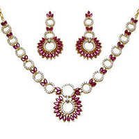Beautiful Ruby Diamond Bridal Necklace Set In Gold