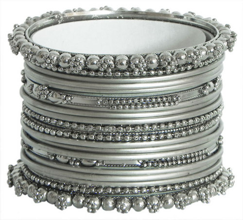 Ladies Fashion Bangles