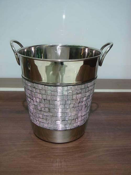 CHAMPAYNE BUCKET