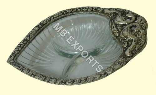 White Metal Bowl In Leaf Shape