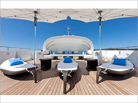 Forward Deck Yacht