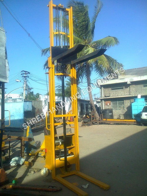 Arakkonam AC Stacker