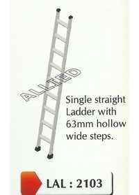 Single Straight Ladder