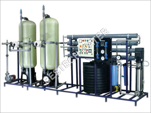 Reverse Osmosis System - FRP/SS Pressure Vessel, Variable Dimensions | Multi-Stage Filtration, Water Purification, Impurity Removal