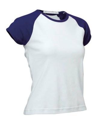 Raglan sleeve T-shirt