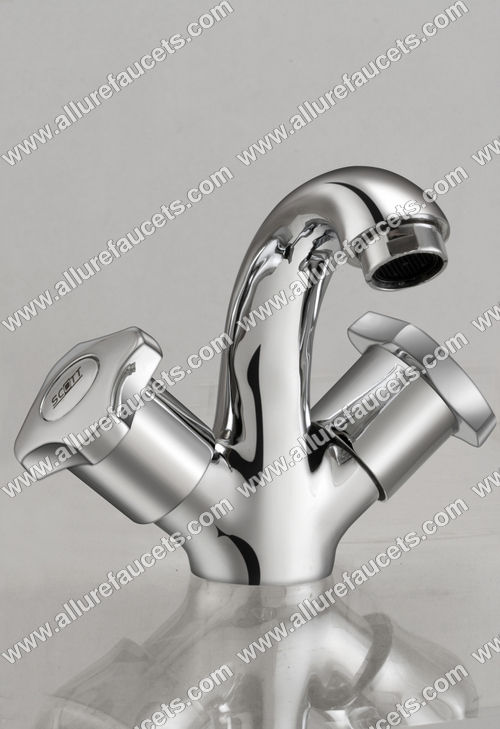 Centre Hole Basin Mixer