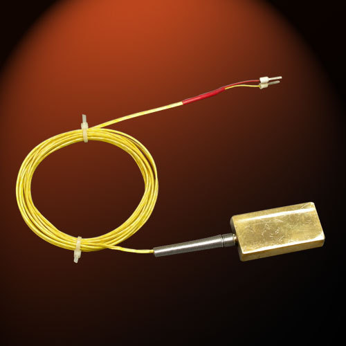 Thermocouple With Surface Plate