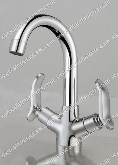 CENTRE HOLE BASIN MIXER