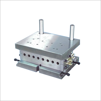 Injection Blowing mould