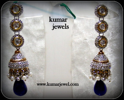 diamond style sleek jhumki.