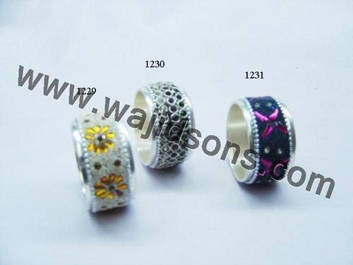 button napkin rings