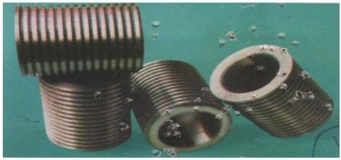 Multiple Edge Bottom Knives